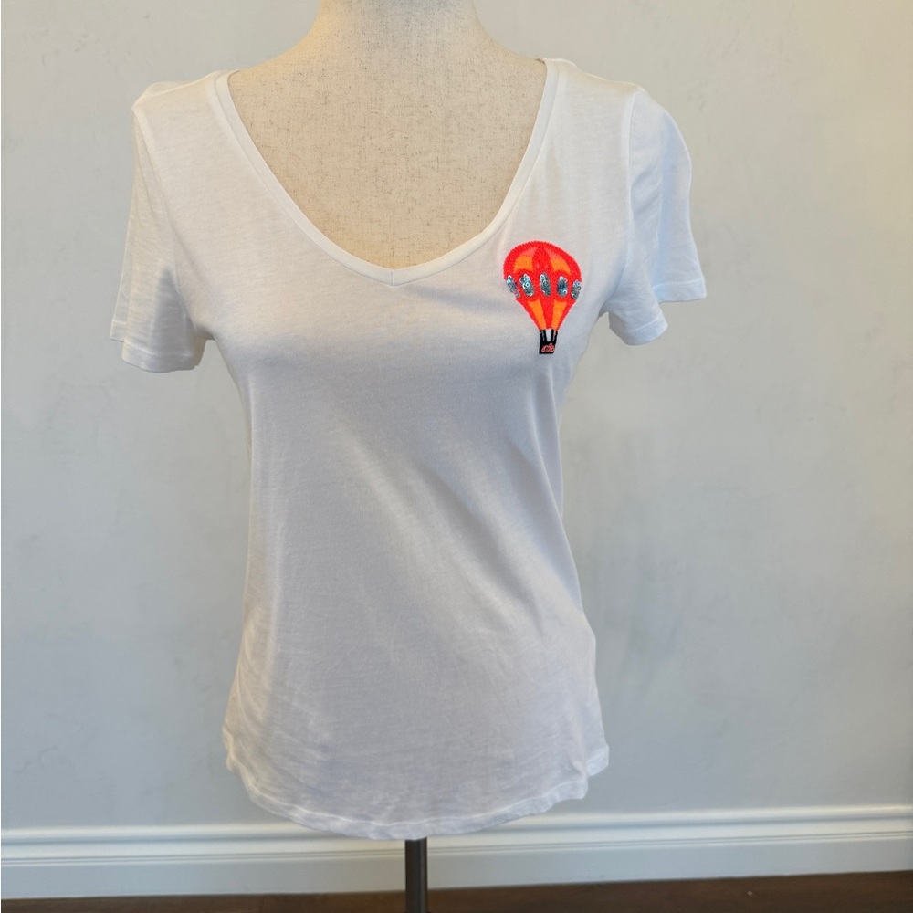 White V-Neck T-Shirt with Red Hot Air Balloon Design
